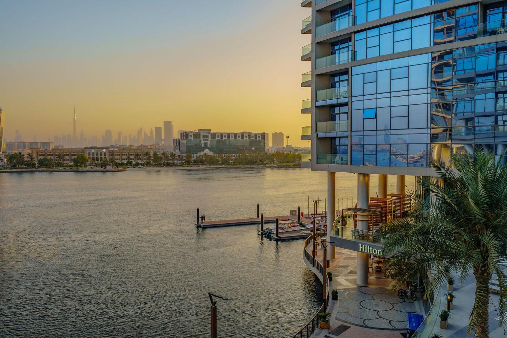 Hilton Dubai Creek Hotel & Residences Exterior foto